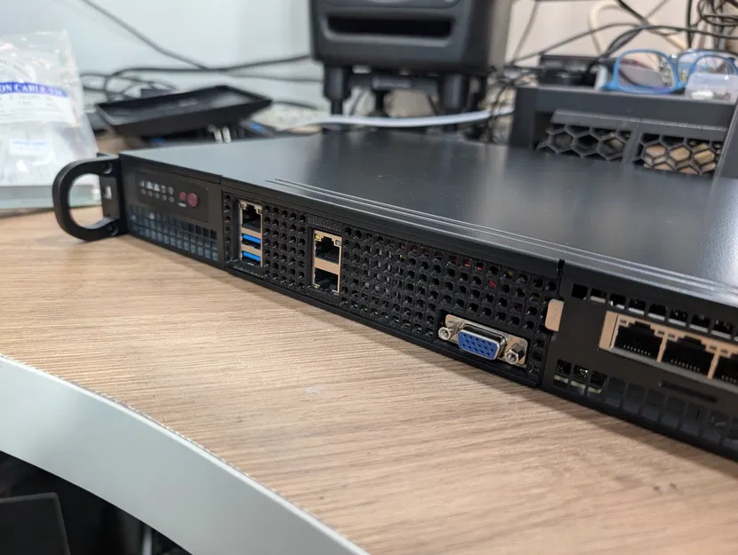 Backplate 1U cho Supermicro có khe thông gió - Image 1