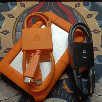 Giá đỡ dây cáp LaCie Rugged tiện lợi - Giải pháp lưu trữ 3D