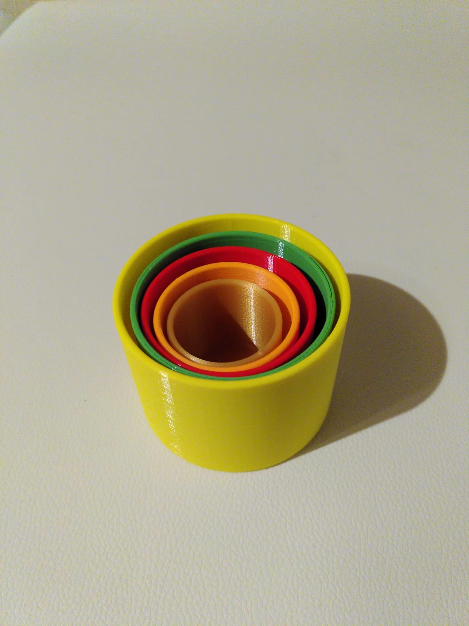 Ly Xếp Chồng Cầu Vồng – Đồ chơi Montessori rèn luyện giác q… 1