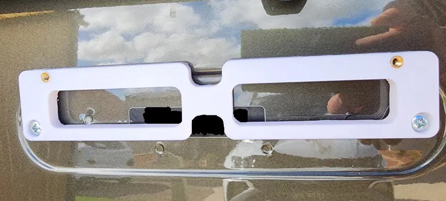 Bộ giá đỡ chuyển đổi biển số xe Úc sang tiêu chuẩn châu Âu - Image 1