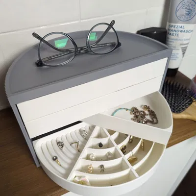 Hộp đựng trang sức tinh tế cho nhẫn, bông tai và dây chuyền