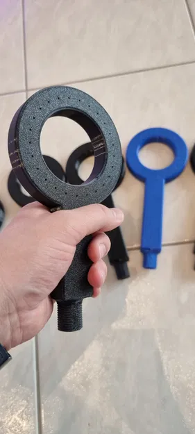 Đầu vòi sen đơn giản với nhiều kích cỡ và cường độ phun - Image 5