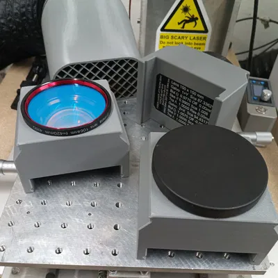 Giá đỡ thấu kính laser có thể xếp chồng (Stackable lens holder)