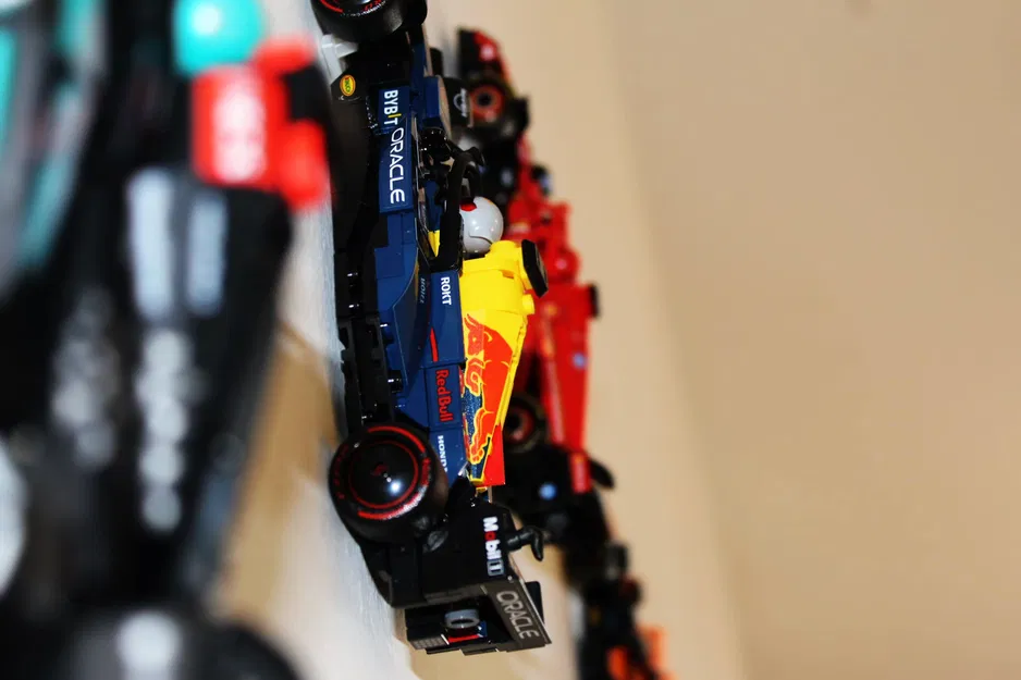 Giá treo tường LEGO F1 Speed Champions - Image 7