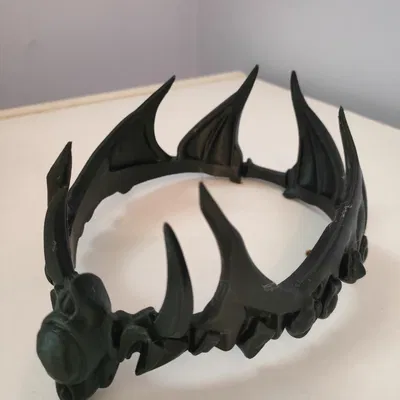 Vương miện đen (Black crown)