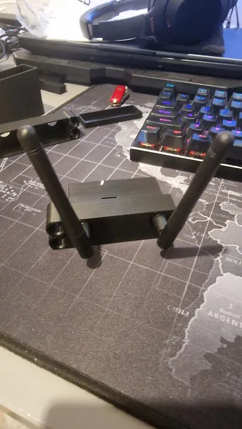 Vỏ 3D cho ESP32 và 2 module NRF24L01+PA+LNA (Bluetooth Jammer) - Image 1