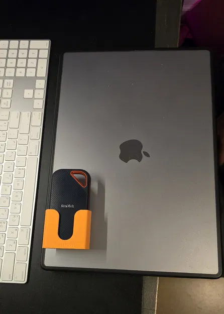 Giá đỡ gắn SanDisk Extreme PRO Portable SSD - Image 2