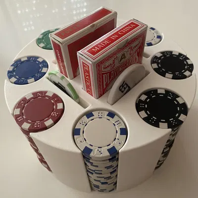 Khay Đựng Chip Poker và Bộ Bài 3D Tối Ưu Diện Tích