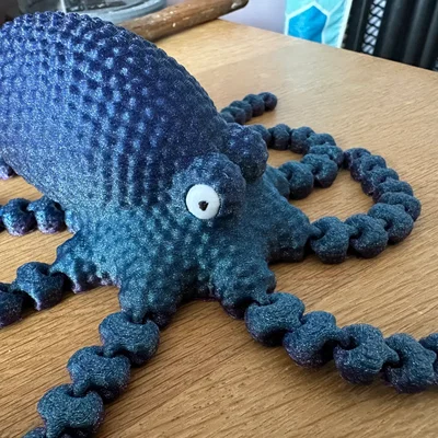 Bạch tuộc khớp nối linh hoạt với bề mặt vân nổi chi tiết (3D Model)