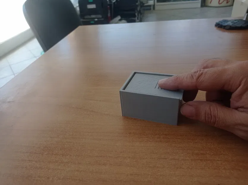 Hộp Nhện Bất Ngờ (Scare Spider Box) - Mô hình 3D giải trí cực vui - Image 5