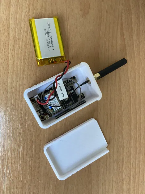 Vỏ hộp RAK Meshtastic Starter Kit 19007 cho ăng-ten SMA - Image 1