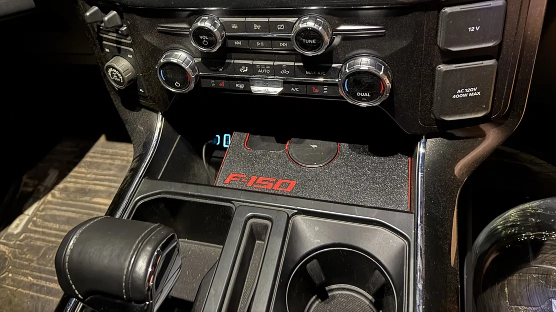 Đế sạc không dây cho Ford F150 (2021+) - Image 4