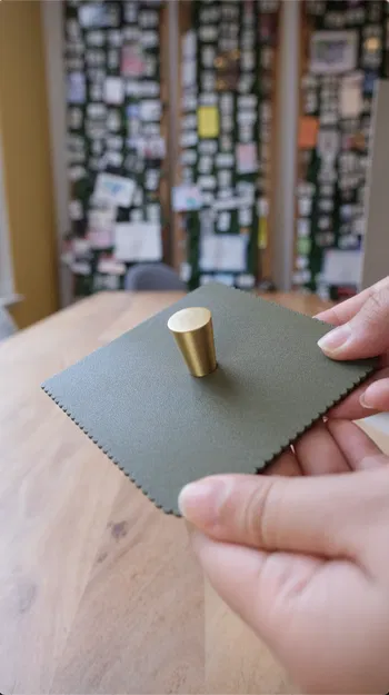 Hộp đựng băng vệ sinh phong cách hiện đại (Period Pad Dispenser) - Image 4