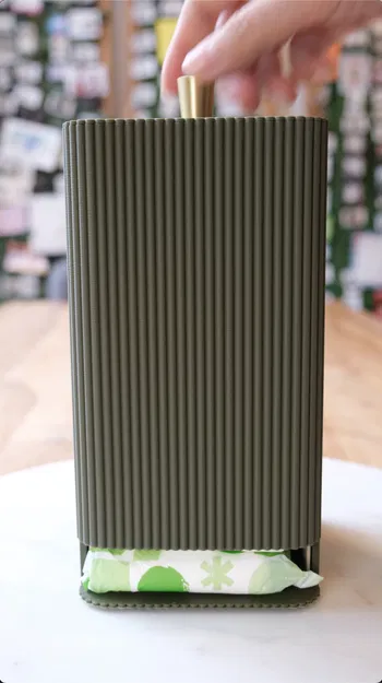 Hộp đựng băng vệ sinh phong cách hiện đại (Period Pad Dispenser) - Image 8