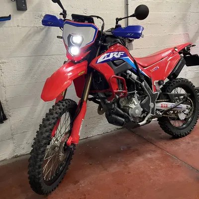 Bộ tháp dẫn đường và đèn pha CRF300L HeadLite