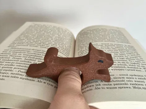 Dụng cụ giữ trang sách hình chú chó – Quà tặng đáng yêu cho người yêu sách - Image 2