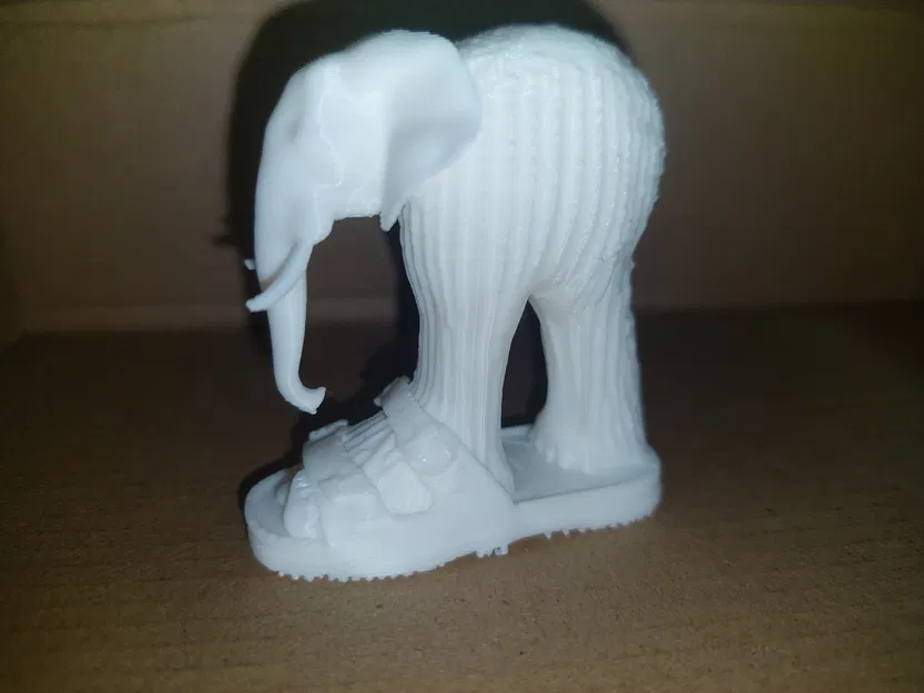 Mô hình tượng voi đi dép Lirilì Larilà 3D ấn tượng - Image 2