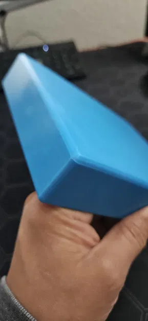 Khay đựng đồ bệ tì tay Ford Maverick với các góc bo tròn - Image 3