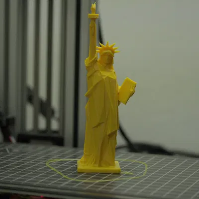 Tượng Nữ thần Tự do phong cách Low Poly