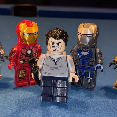 Mô hình lắp ráp Iron Man tùy chỉnh (Tỉ lệ 2.5:1)