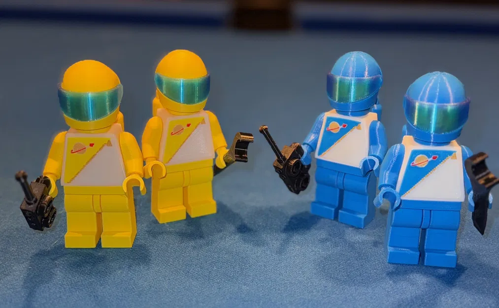 Mô hình Action Figure Gạch Classic Space Futuron (Tỉ lệ 2.5:1) - Image 4