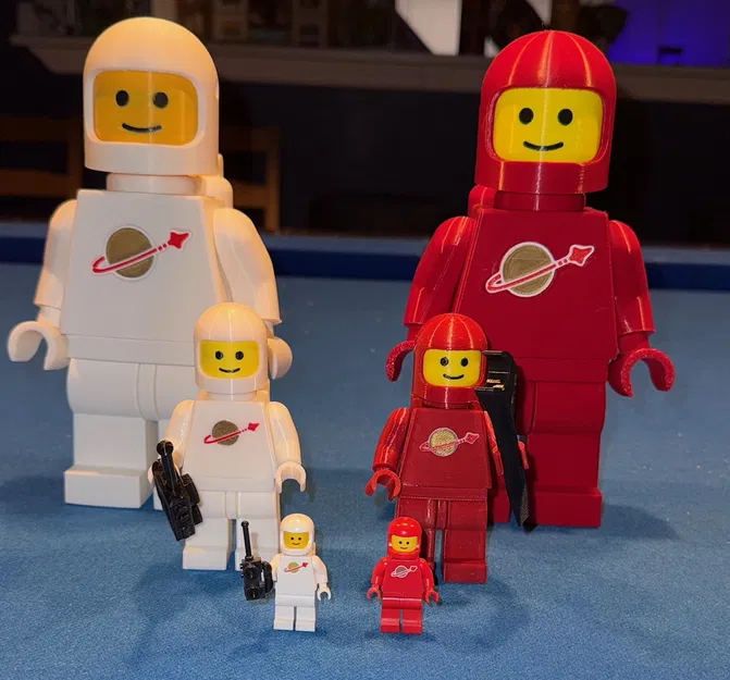 Classic Space Brick Action Figures (Tỉ lệ 2.5:1) - Image 1