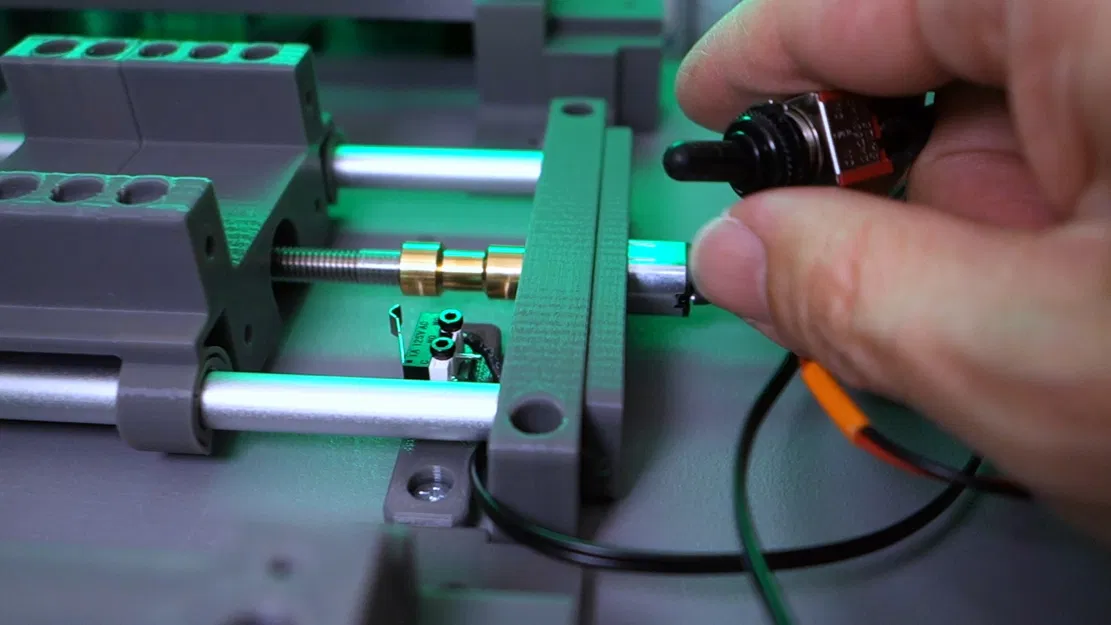 Bộ phận mô hình hóa bệ phóng Gunpla tích hợp động cơ và đèn LED - Image 6