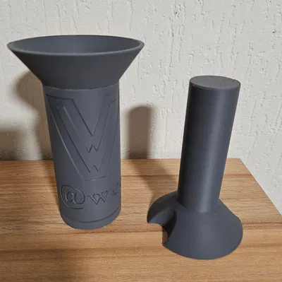 Khuôn nén Legendary BottleTech PrePress của @weed_tobi dùng cho hoa rosin