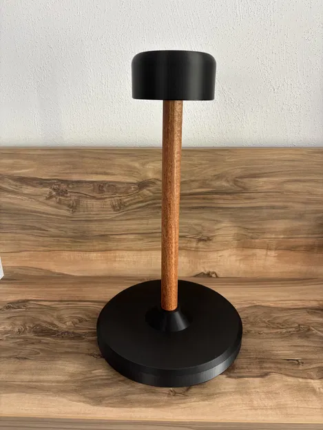 Giá đỡ mũ bảo hiểm (Helmet Stand) tối giản cho người sưu tầm - Image 2