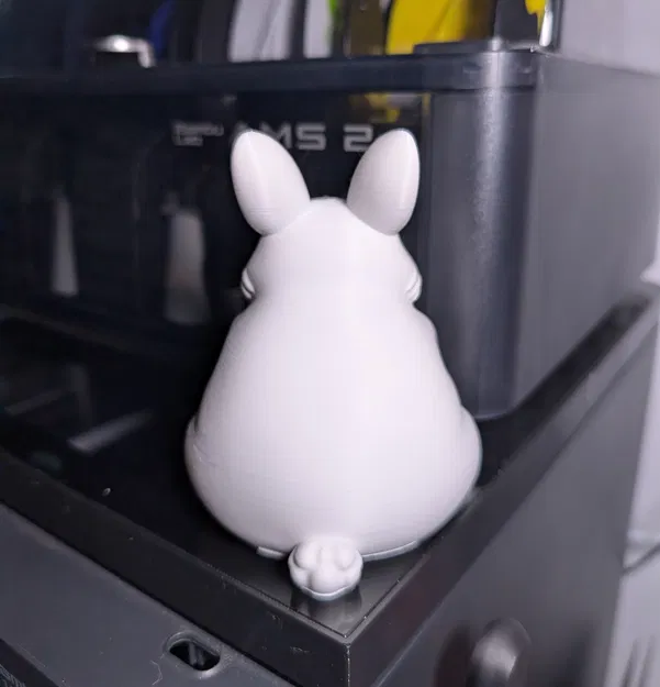 Mô hình chú thỏ mập đáng yêu (Little Fat Bunny) trang trí bàn làm việc - Image 3
