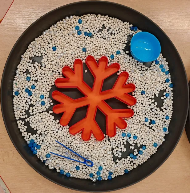 Khuôn tạo hình bông tuyết - Đồ chơi giáo dục giác quan cho bé - Image 1