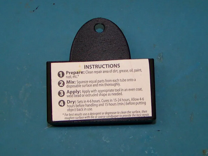 Giá đỡ hai tuýp keo Epoxy, để bàn hoặc treo Pegboard - Image 3