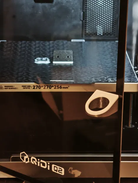 Nâng cấp tay nắm cửa Qidi Q2 – Thiết kế ngoại cỡ dễ cầm nắm - Image 1