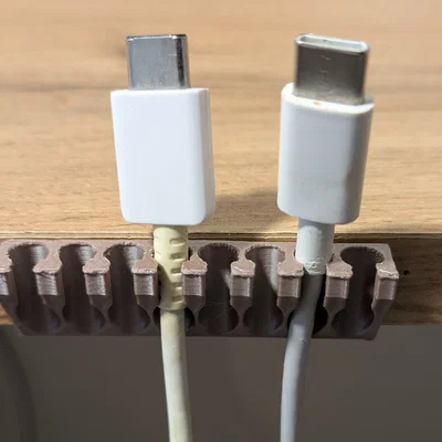 Kẹp giữ dây cáp thông minh in 3D (Parametric Cable Holder)