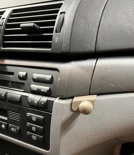 Giá đỡ điện thoại cho BMW E46 - Image 5