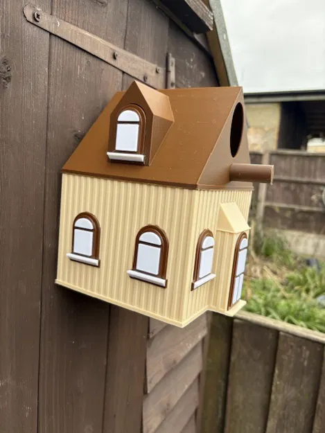 Nhà Chim Truyền Thống - Món Quà Cho Sân Vườn - Image 1