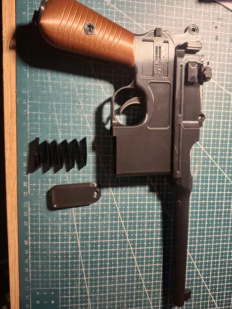 Lò xo khay đạn cho mô hình súng Mauser C96 in 3D - Image 2