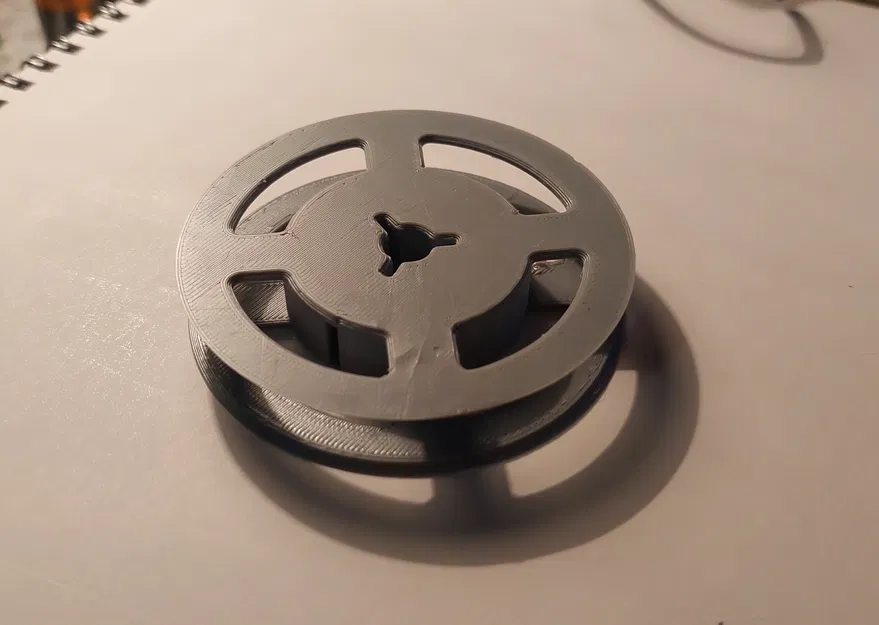 Cuộn băng ghi âm cổ điển Tesla Liberec 8cm - Image 2