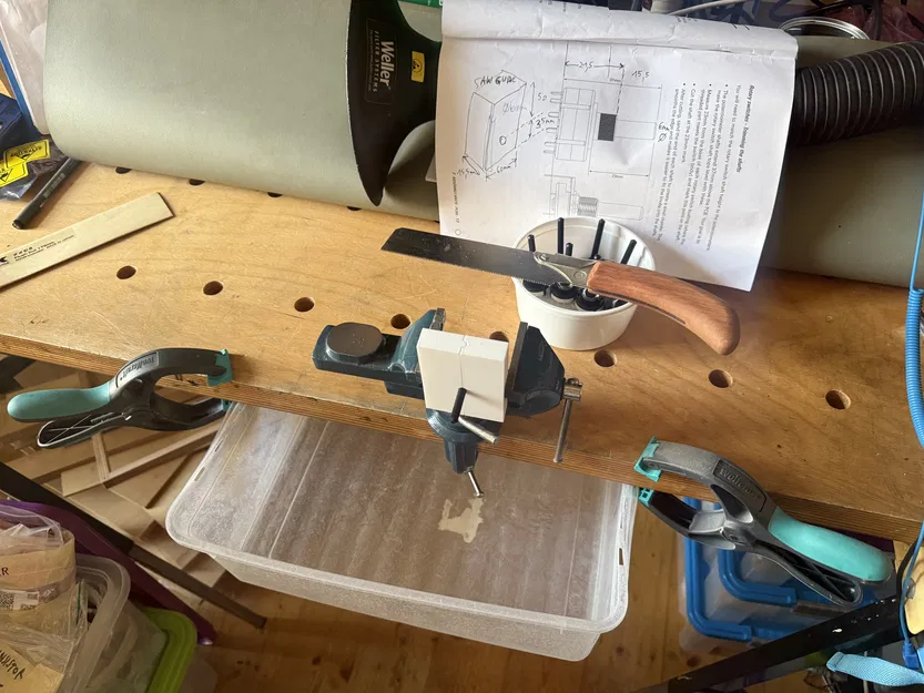 Đồ gá cưa phẳng cho Rotary Switch trục nhựa 6mm - Image 3