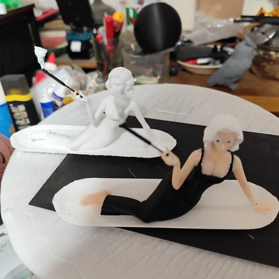 Mô hình Sophisticated Lady (Quý cô thanh lịch)