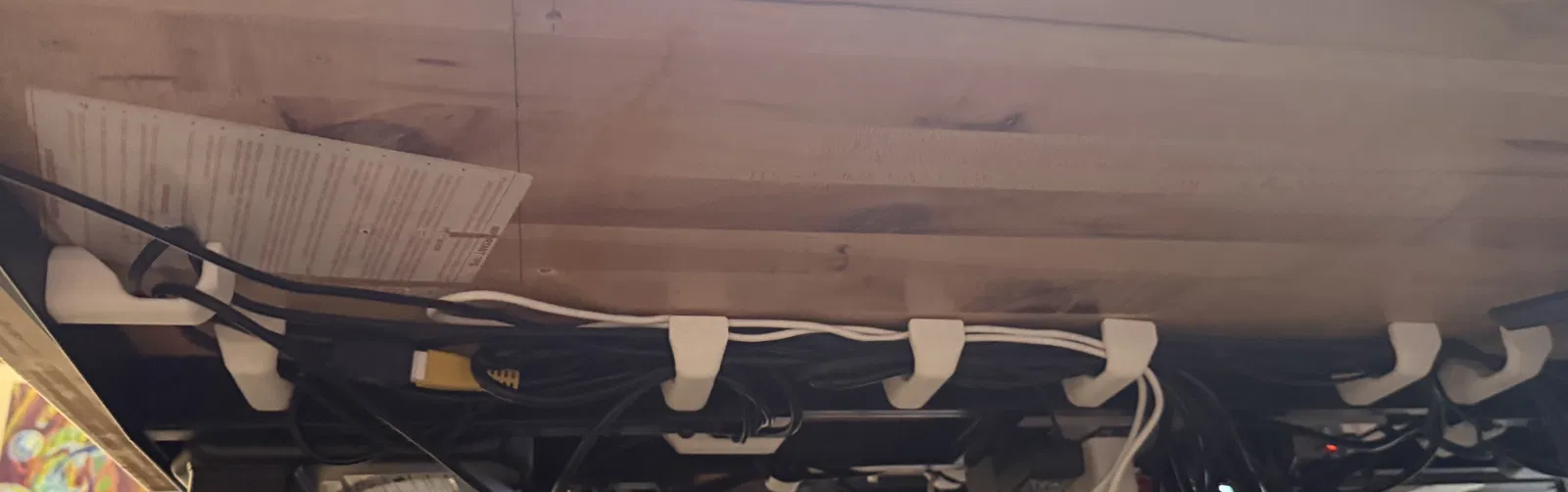 Kẹp quản lý cáp parametric cho bàn Uplift - Image 3