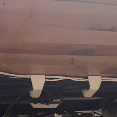 Kẹp quản lý cáp parametric cho bàn Uplift