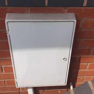 Chìa khóa tủ điện 8mm