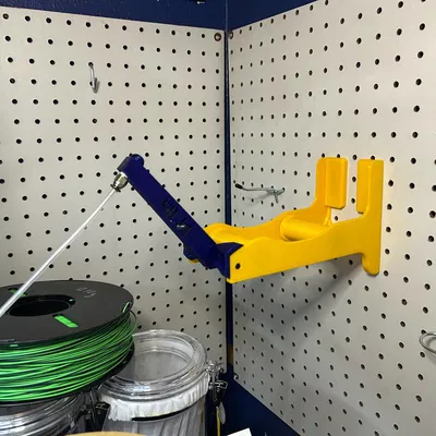TURPSHRRFG - Giá đỡ cuộn nhựa Pegboard siêu chắc chắn với trục lăn gân và dẫn sợi
