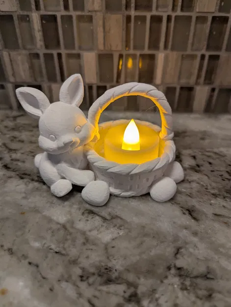 Chú Thỏ Phục Sinh Với Chiếc Giỏ Phát Sáng - Image 3