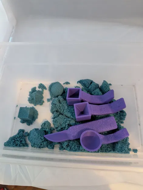 Bộ dụng cụ chơi cát động lực (Kinetic sand tools) - Image 1