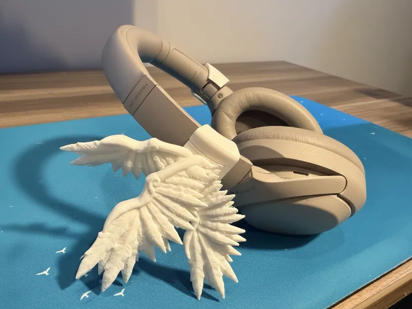 Phụ kiện Cánh thiên thần gắn tai nghe (Angel Wings Headphones Clip) - Image 1