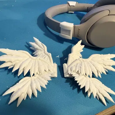 Phụ kiện Cánh thiên thần gắn tai nghe (Angel Wings Headphones Clip)