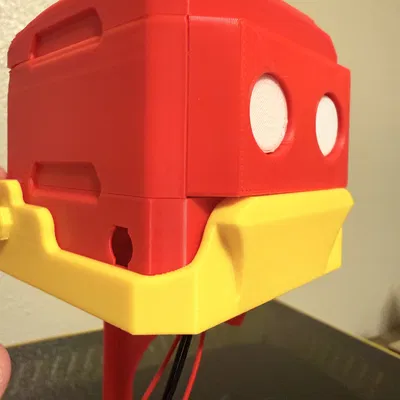 Otto với miệng và hàm cử động được