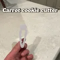 Khuôn cắt bánh quy hình củ cà rốt (Carrot cookie cutter) tiện dụng - Thumbnail 1